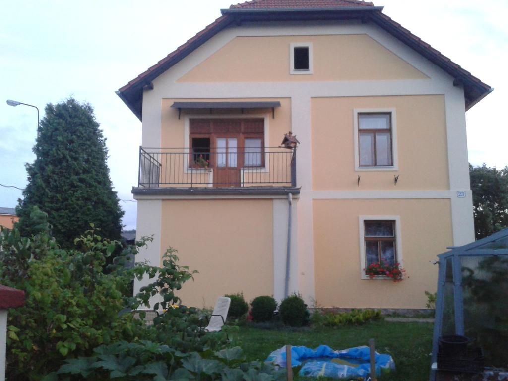 Penzion Dora Cesky Krumlov Bagian luar foto